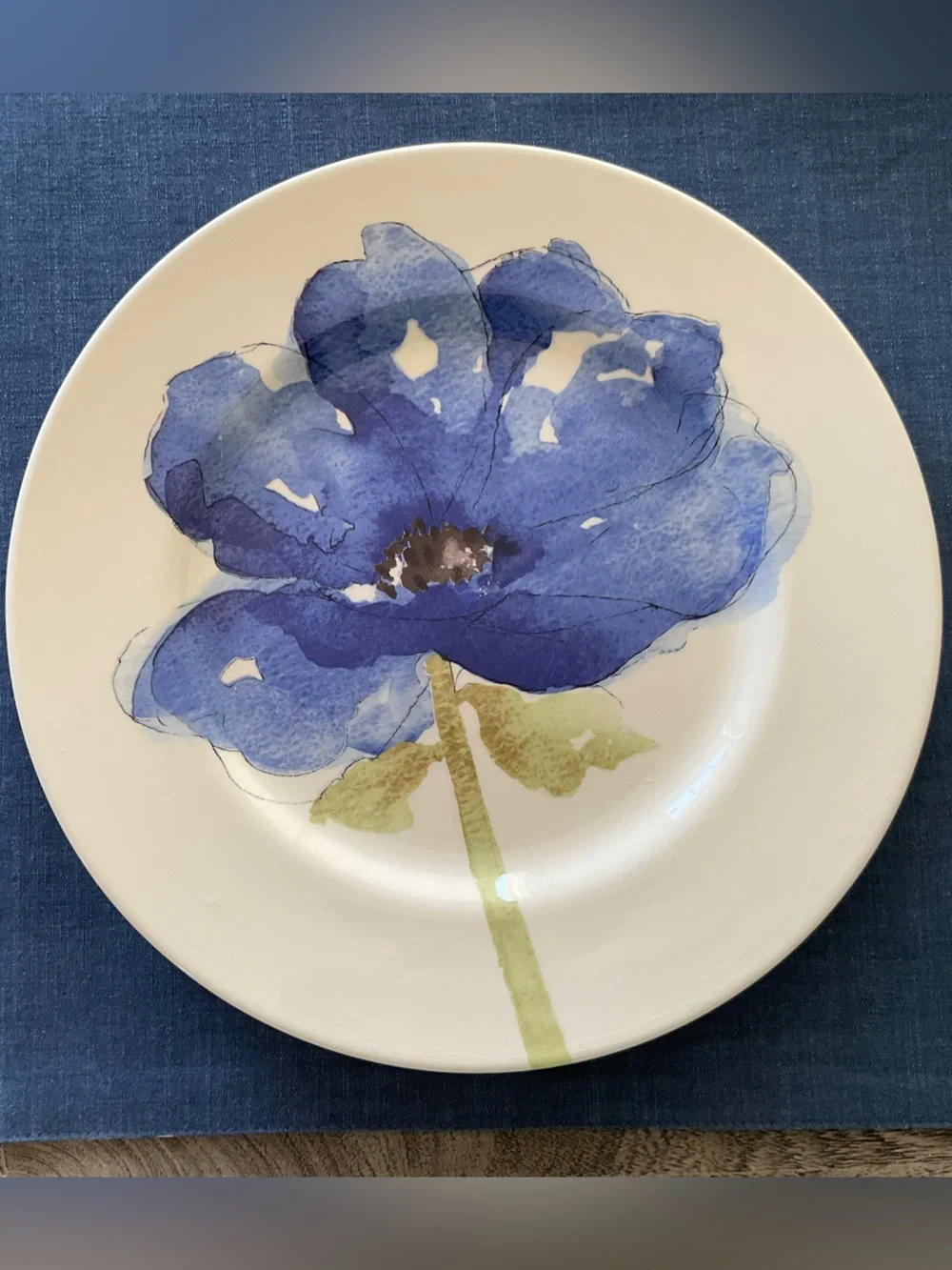 Vintage Stafford Stunning Blue Poppy on White China Dinner Plate, Set of 2